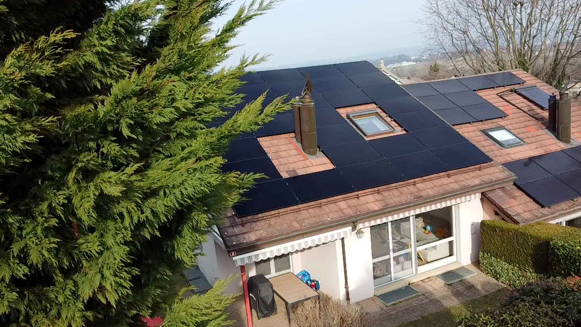Installation photovoltaïque résidentielle à Denges, Vaud